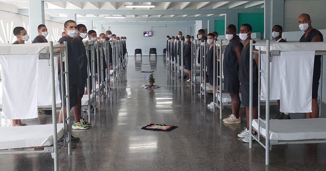 Prisioneros en una cárcel cubana.