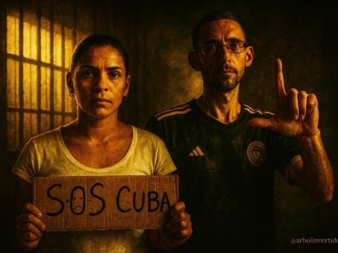 Prisioneros políticos cubanos Lizandra Góngora y Alexander Fábregas. Ella sostiene un cartel de cartón con el mensaje "SOS Cuba" y él levanta la mano formando una "L" de libertad, en un entorno carcelario.