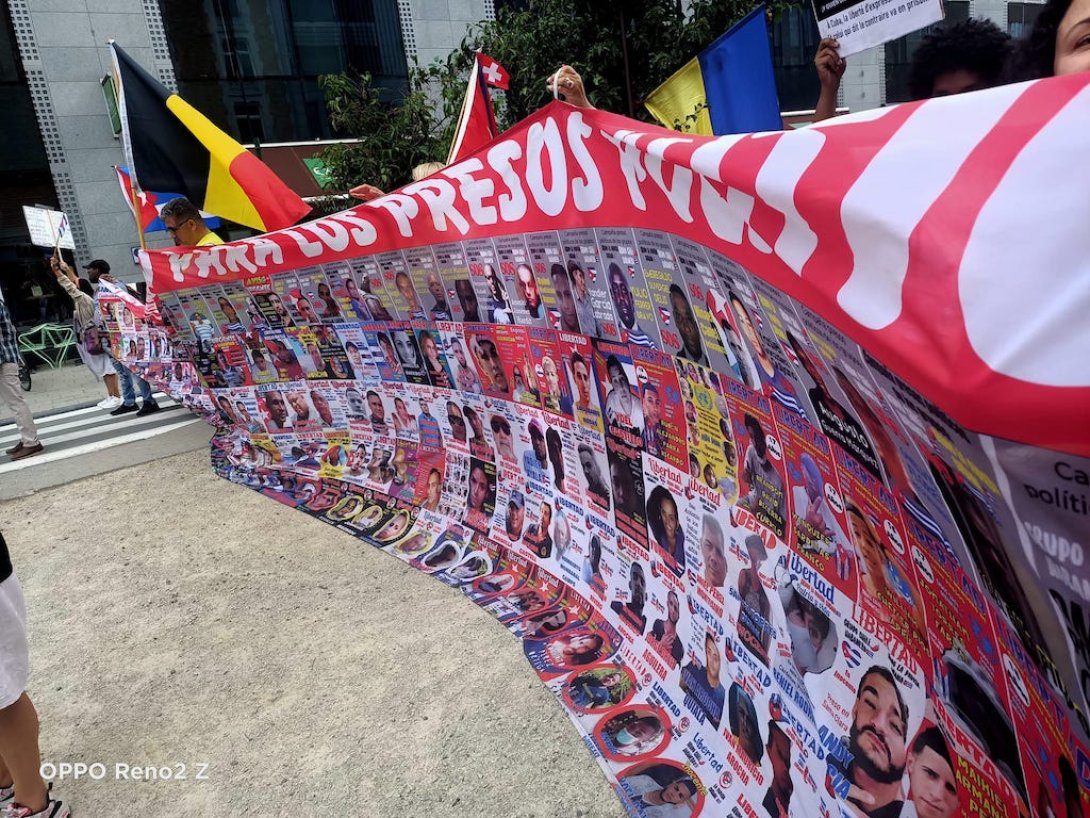 Una de las pancartas mostradas en la protesta de Bruselas.