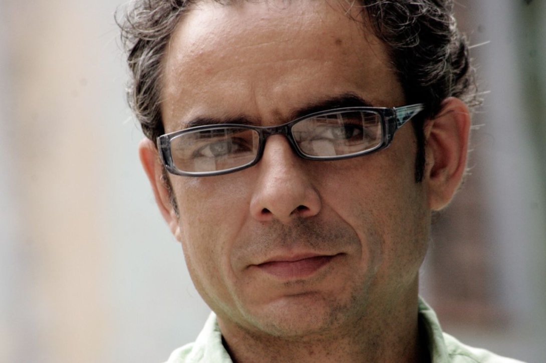 Escritor Cubano Ernesto Sierra