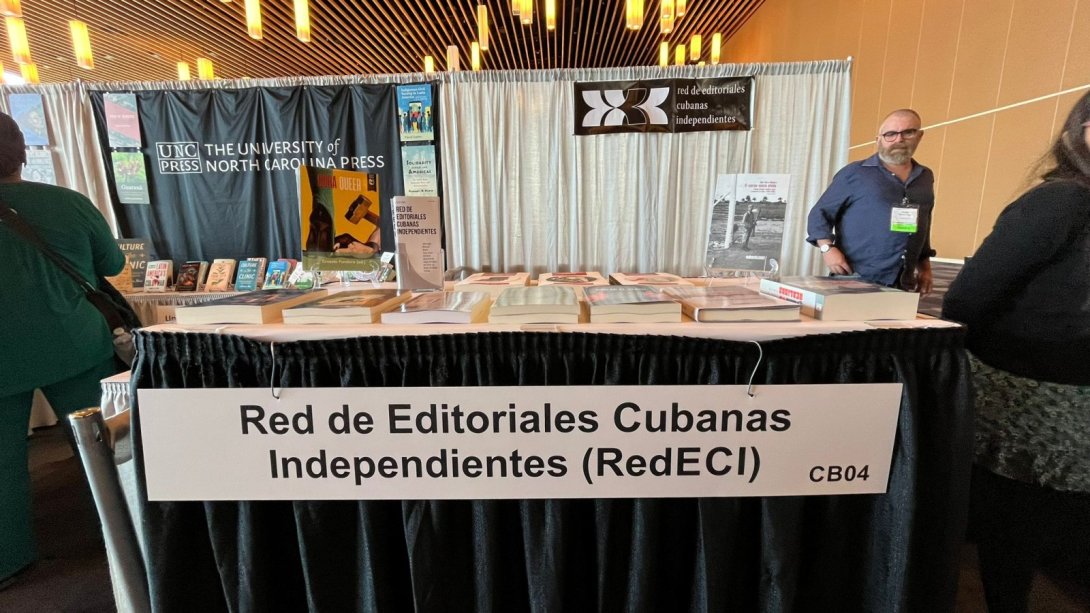 El stand de RedECI en LASA.