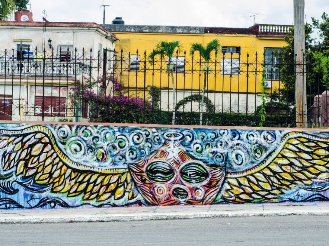 Grafiti "Sueño con alas", de Javier Agudo Durán.