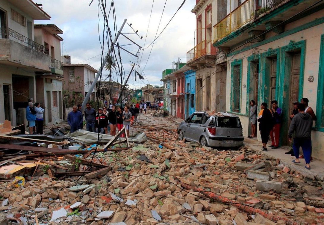 Un barrio de La Habana destruido tras el tornado.