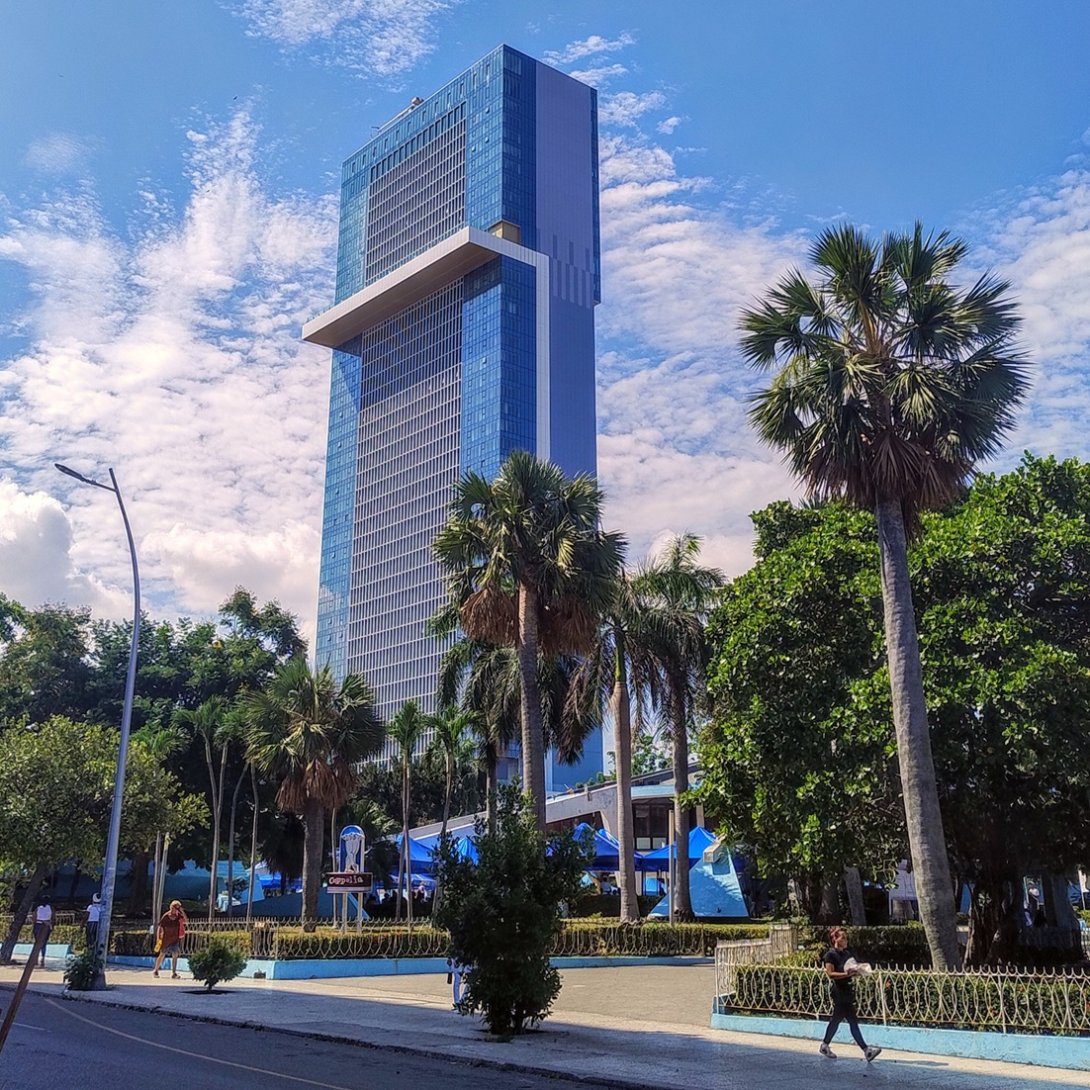 Torre K, Vedado, La Habana.