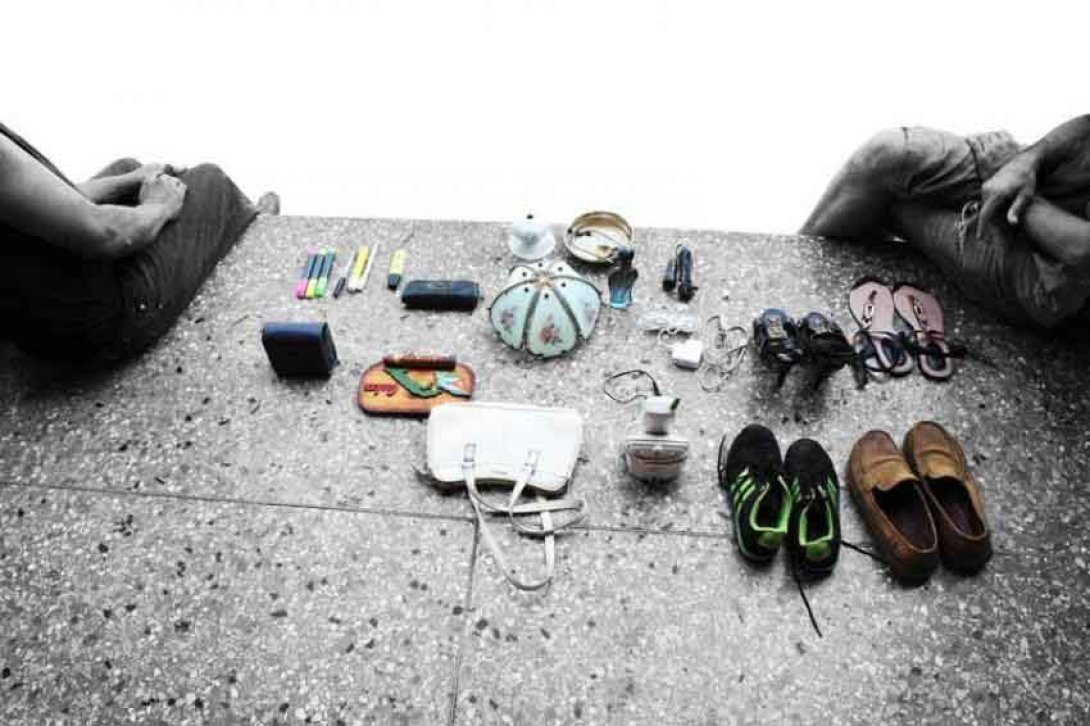 Venta callejera de zapatos usados. Foto: Francis Sánchez