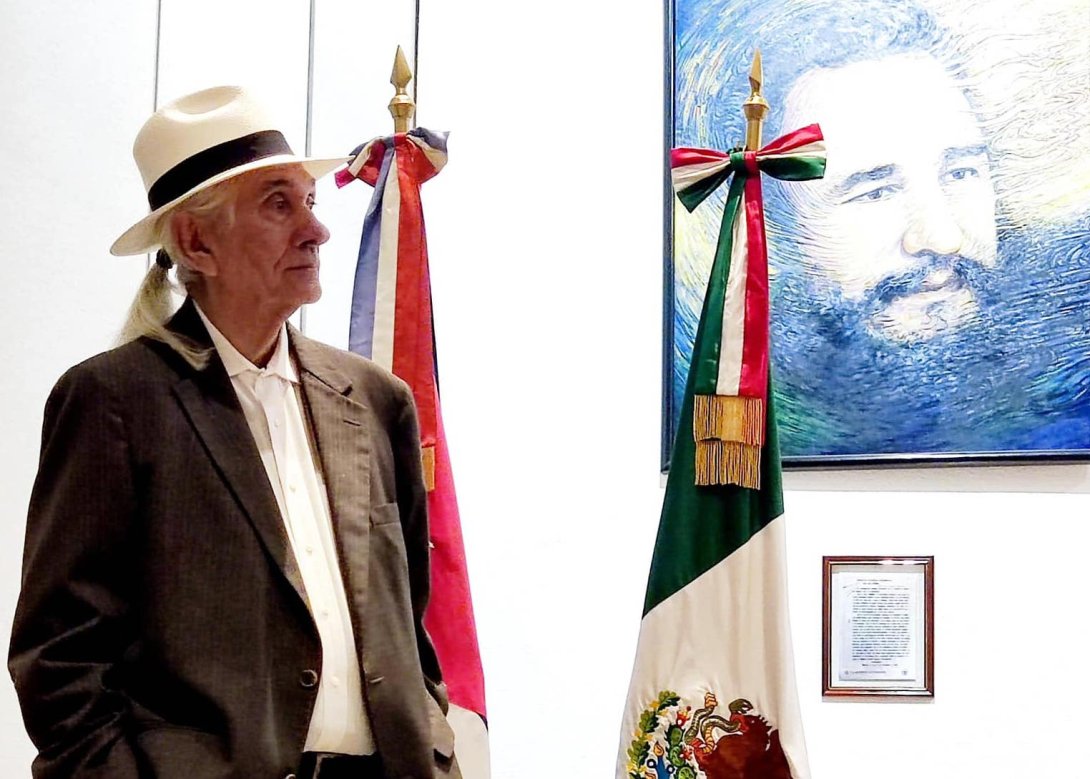 El escritor cubano Waldo Leyva.