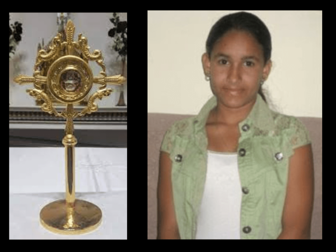 Izquierda, reliquia del padre Olallo. Derecha, retrato de Danielita, curada milagrosamente por intervención del beato cubano.