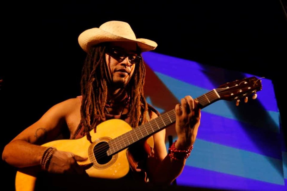 El músico cubano William Vivanco.