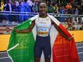 Andy Díaz con la bandera de Italia tras conquistar el oro europeo de triple salto en Birmingham (16 de agosto de 2026).