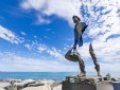 Bruno Catalano: "Benoit" (2023), escultura de la serie "Viajeros".
