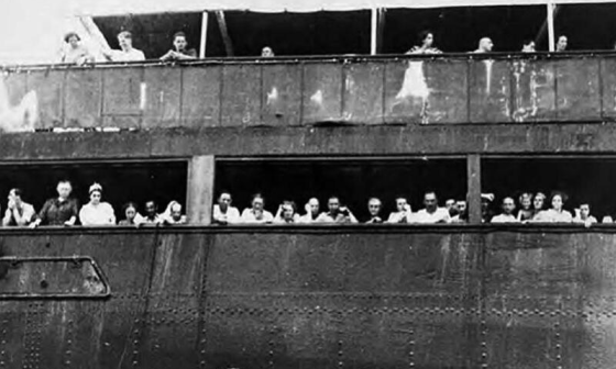 Pasajeros judíos a bordo del trasatlántico San Luis huyendo del nazismo.