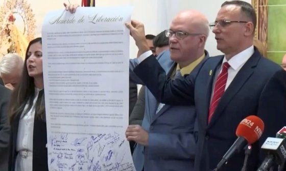 Los activistas opositores cubanos Rosa María Paya, Orlando Gutiérrez-Boronat  y José Daniel Ferrer presentan el "Acuerdo de Liberación" para la democratización de Cuba. Miami, 2 de marzo de 2026.