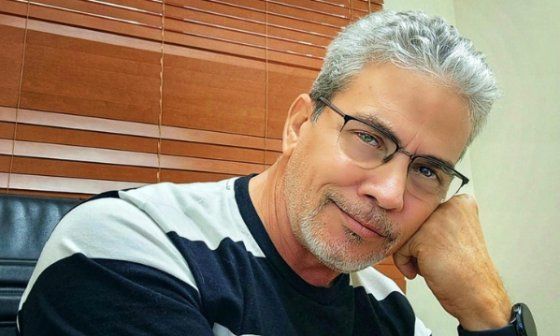 Escritor cubano Alberto Garrido.