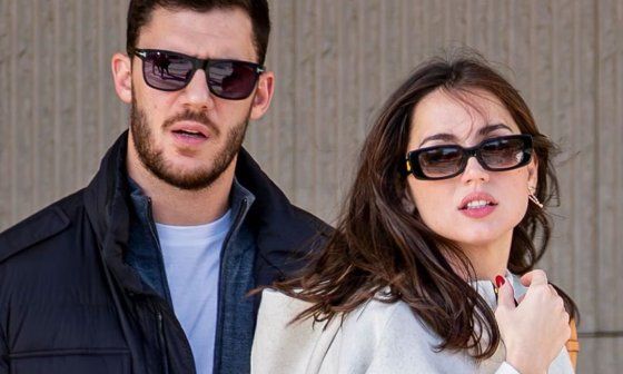 Ana de Armas junto a Manuel Anido Cuesta en Madrid.