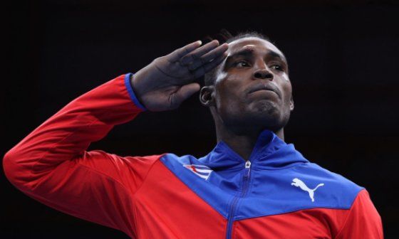El boxeador cubano Julio César La Cruz.