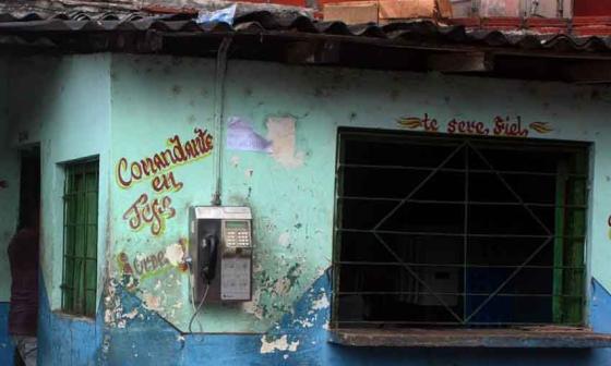 Consignas en las paredes. Foto: Francis Sánchez