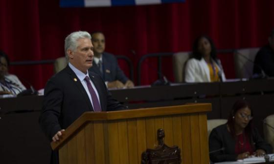 Miguel Díaz-Canel habla ante la ANPP tras ser reelegido.