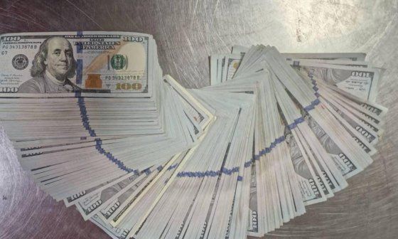 Dolares decomisados en Cuba.