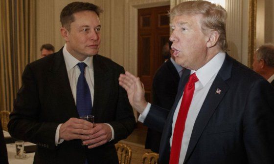 El empresario estadounidense Elon Musk junto al expresidente Donald Trump.