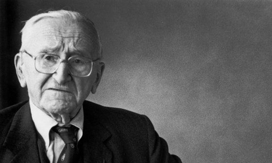Friedrich Hyek (1899-1992), economista, jurista y filósofo austriaco.