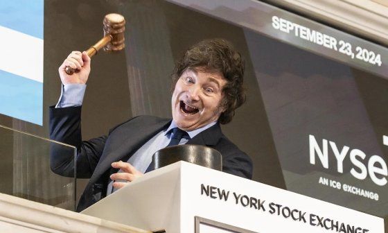 Javier Milei durante el toque de campana en la Bolsa de Nueva York.