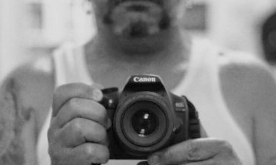 Fotografía de cubierta del libro "No son tus ojos" (2026) de Luis Felipe Rojas.