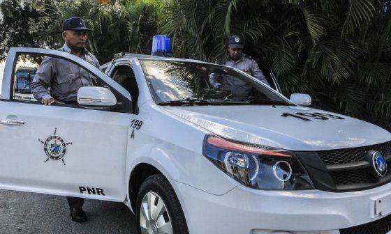 Policía cubana.