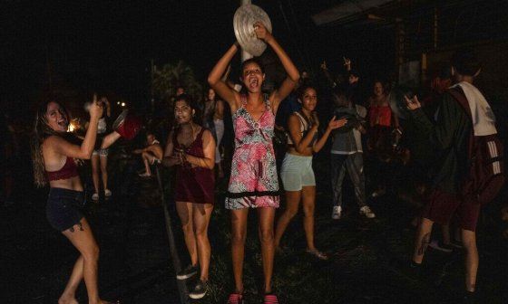 Protesta protagonizada por mujeres en Cuba.