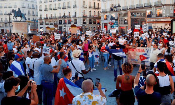 Concentración de cubanos en la Puerta del Sol, Madrid: Foto: RTVE. 