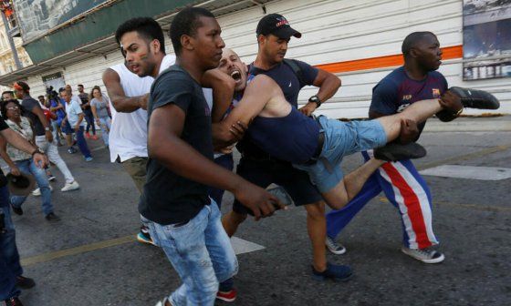 Represión a la manifestación anual contra la homofobia y la transfobia en La Habana, el 11 de mayo de 2019.