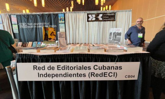 El stand de RedECI en LASA.