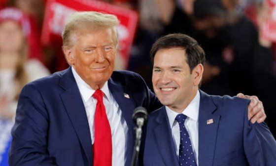 Donald Trump junto al senador cubano-americano Marco Rubio.