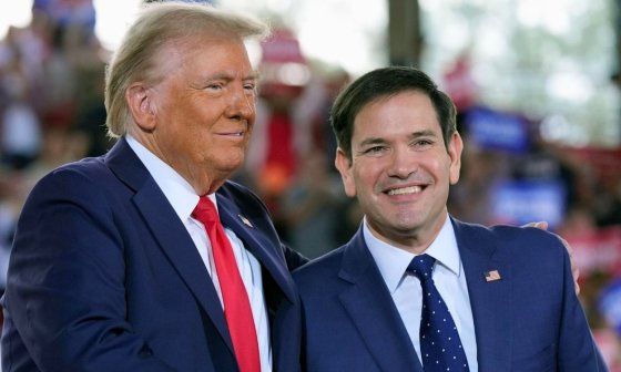 El presidente de Estados Unidos Donald Trump y el Secretario de Estado Marco Rubio.