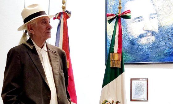 El escritor cubano Waldo Leyva.