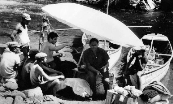 Guillén Landrián durante el rodaje del cortometraje documental "Ociel del Toa"
