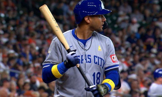 Yuli Gourriel en su estreno con los Kansas City Royal.
