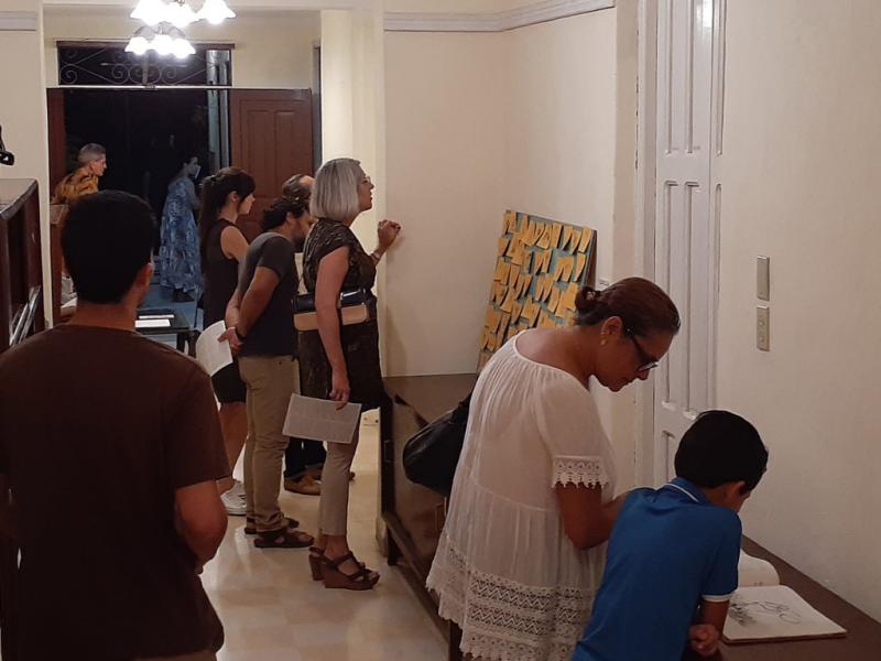 Público en la exposición "Iter Criminis".