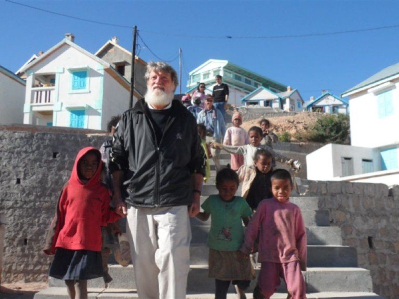 Padre Pedro en Akamasoa