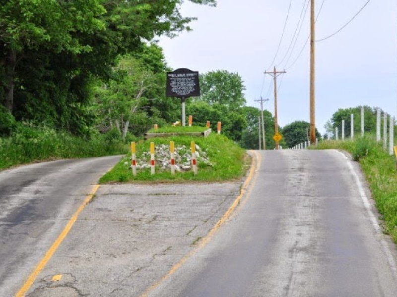 La Tumba de la carretera (Indiana, Estados Unidos)