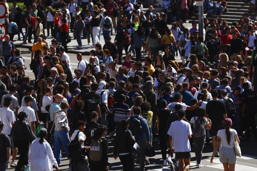 Tumulto alrededor del Intercambiador de Transportes de Madrid. |  Imagen:  