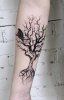 Tatuaje de árbol.